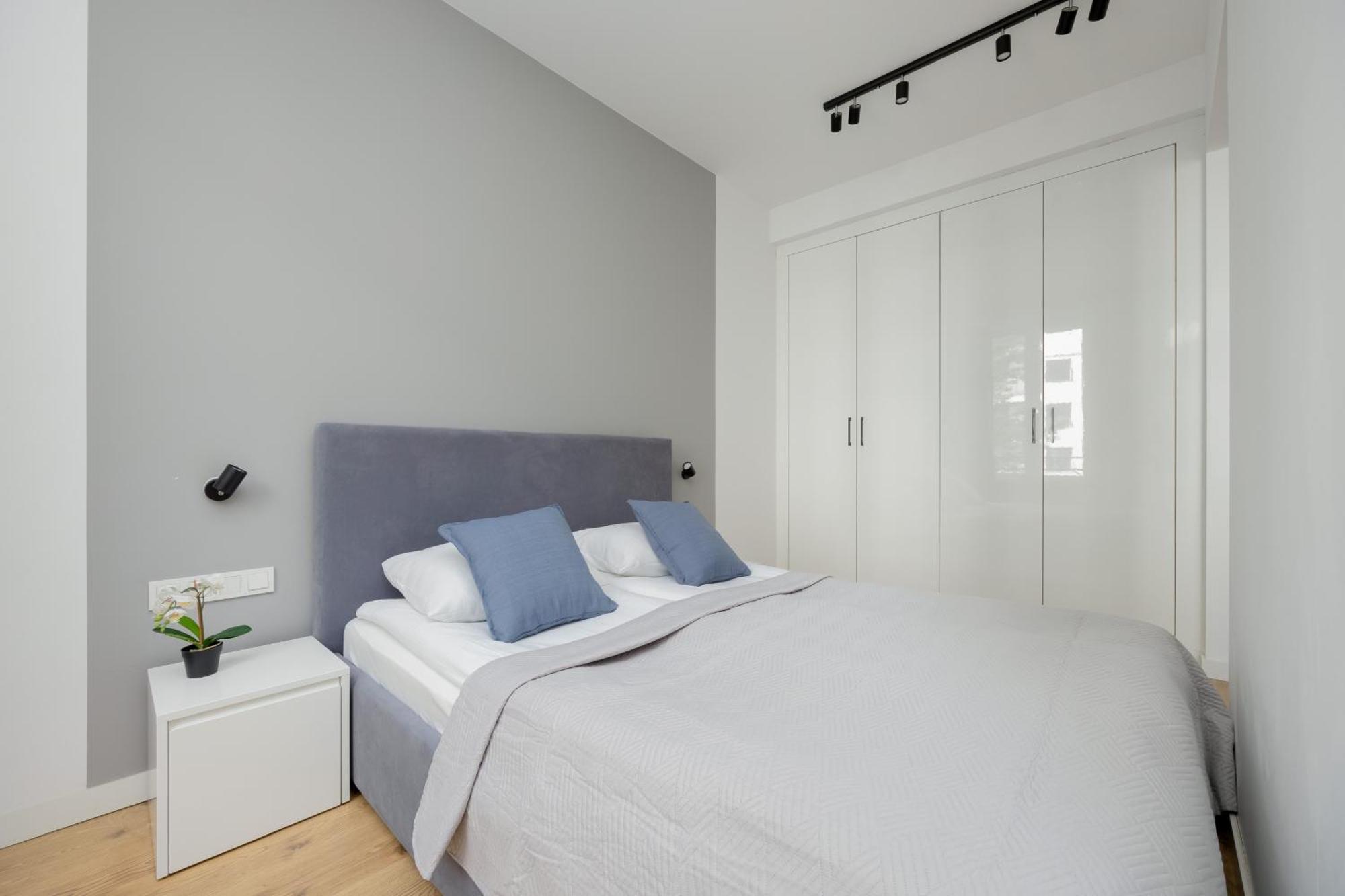 Wola Pet-Friendly Apartments With Ac Slawinska By Noclegi Renters Varşovia Exterior foto