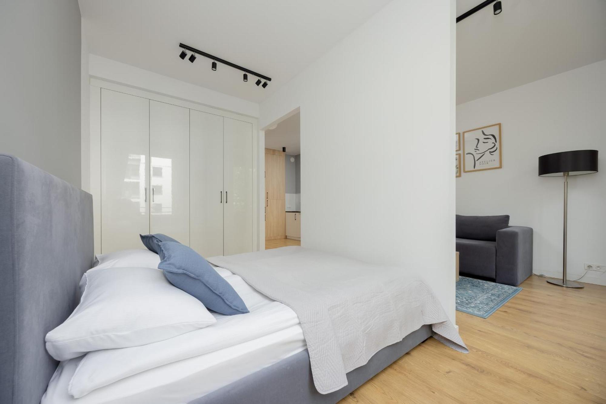 Wola Pet-Friendly Apartments With Ac Slawinska By Noclegi Renters Varşovia Exterior foto